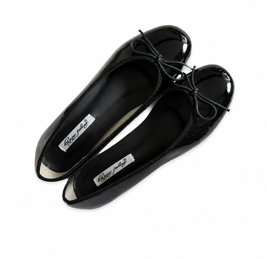 Flats – Elegant Glossy Black Flats
