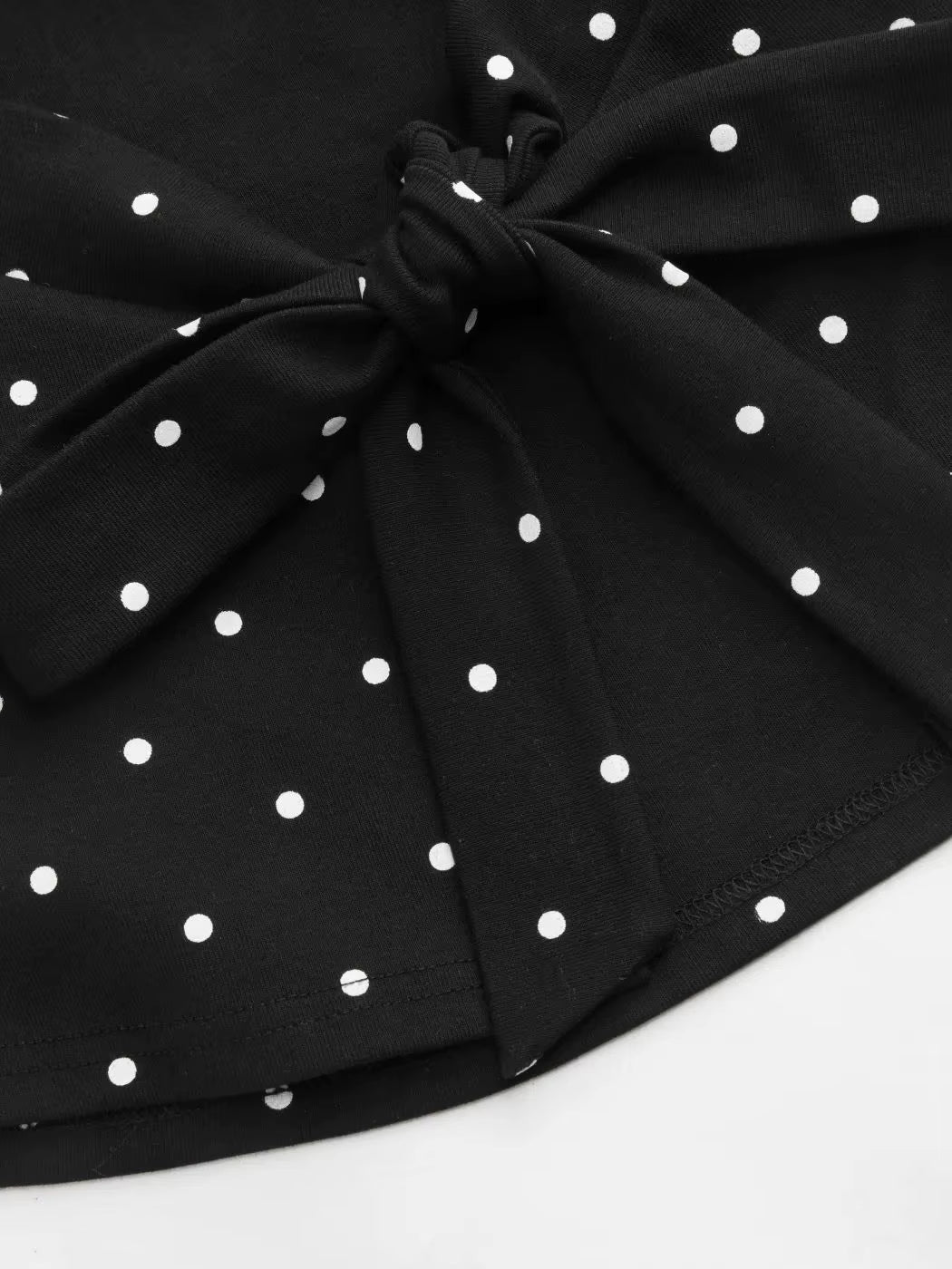 Muse Top – Elegant Black Feminine Blouse