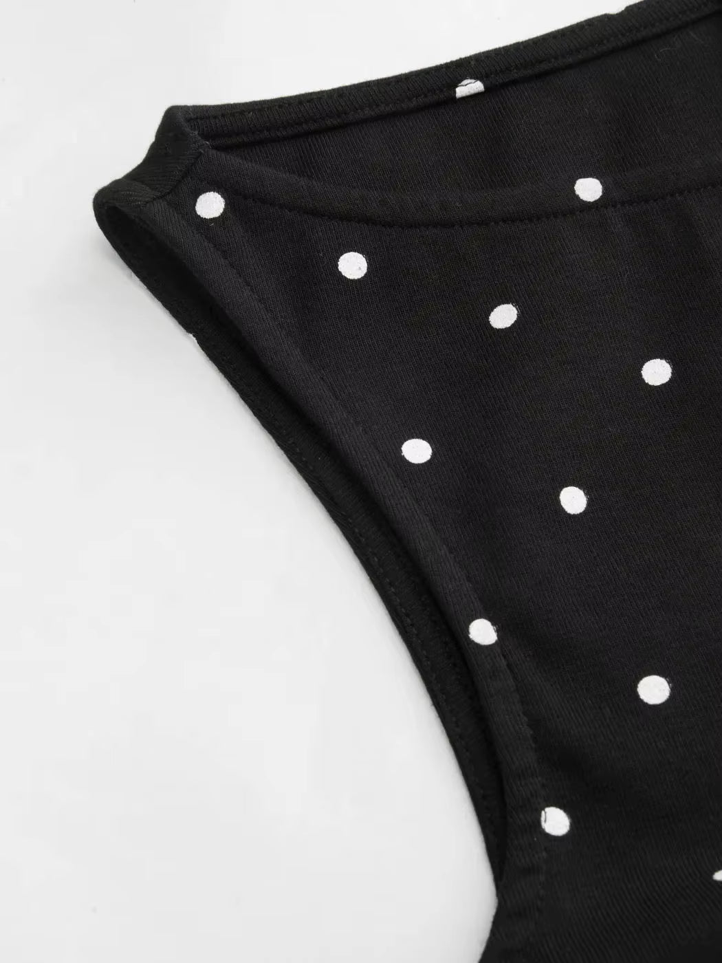 Muse Top – Elegant Black Feminine Blouse